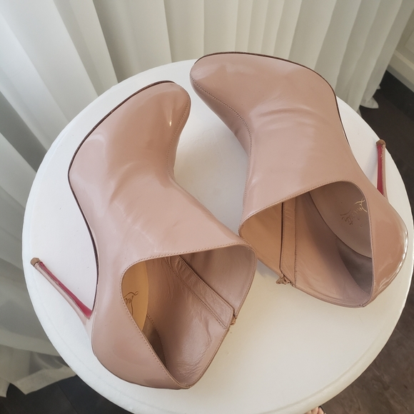 Authentic Christian Louboutin Lisse booties in blush sz 39 - Picture 8 of 11